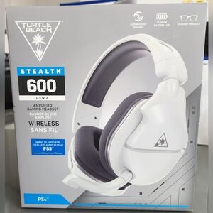 Turtle Beach Stealth 600 Gen 2 Wireless Gaming Headset - White - PS4 & PS5